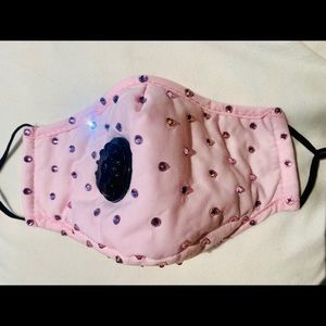 ✨Light Pink Face mask with Light Pink crystals✨